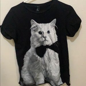 CAT IN BOWTIE TEE